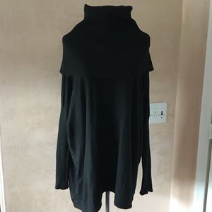 Long sleeve optional off shoulder top